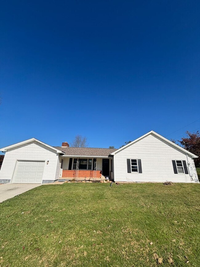 Building Photo - Newly Remodeled rancher in Halls coming soon!!!