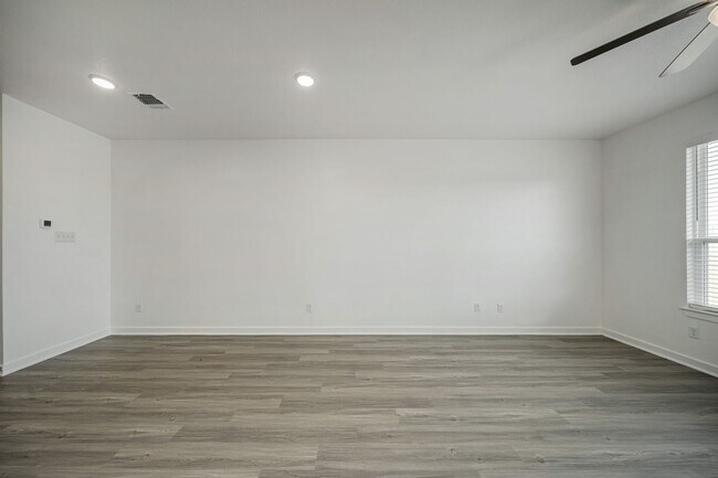 Building Photo - Be the first to live in this stunning bran...