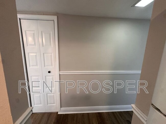 Building Photo - 3242 S Semoran Blvd