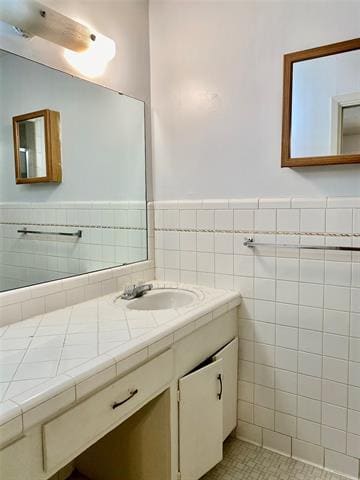 Building Photo - 2817 San Miguel Dr