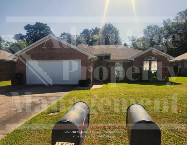Primary Photo - 1560 Arden Ln