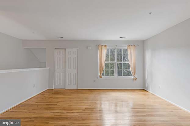 Building Photo - 1346 Chanticleer-