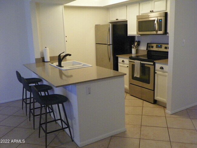 Building Photo - 5023 N 81st St