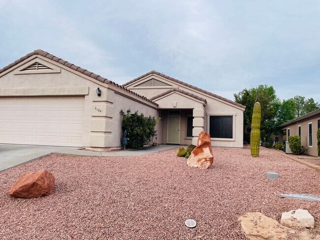 Primary Photo - Cornville Property, Amante Verde Santa Fe
