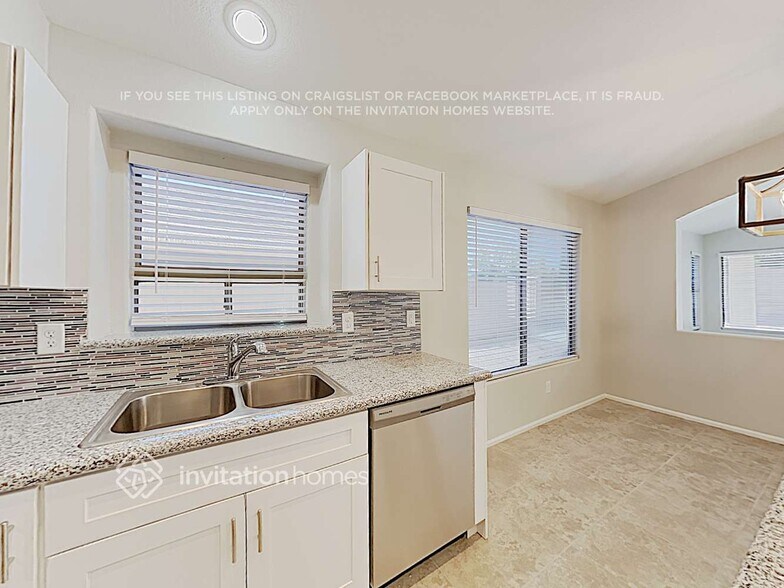 Building Photo - 29467 N Candlewood Dr