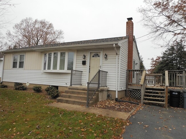 Building Photo - 117 Anderson Ave