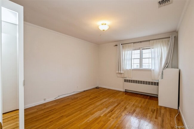 Building Photo - 26 Whitman Ave