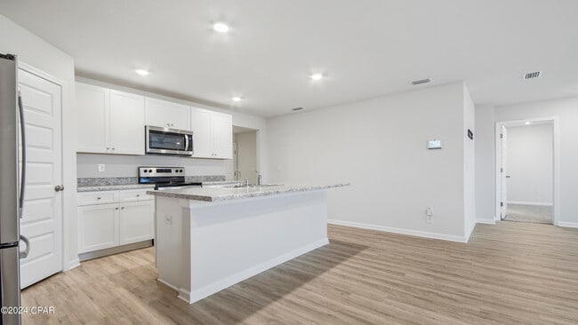 Building Photo - 5037 Rivergrass Dr