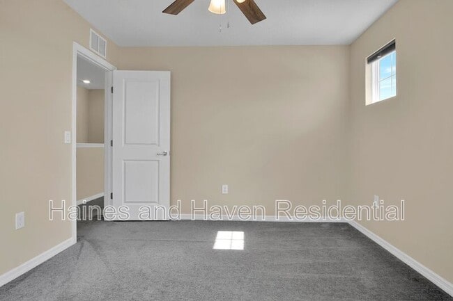 Building Photo - 1042 Michelangelo Ln