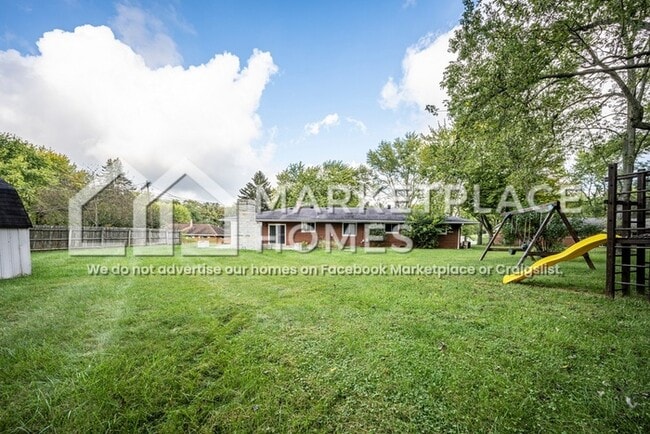 Building Photo - 2820 Oriole Dr