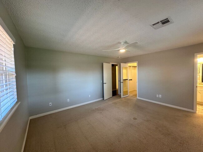 Building Photo - For Rent: Upgraded 3 Bed, 2.5 Bath Home in...