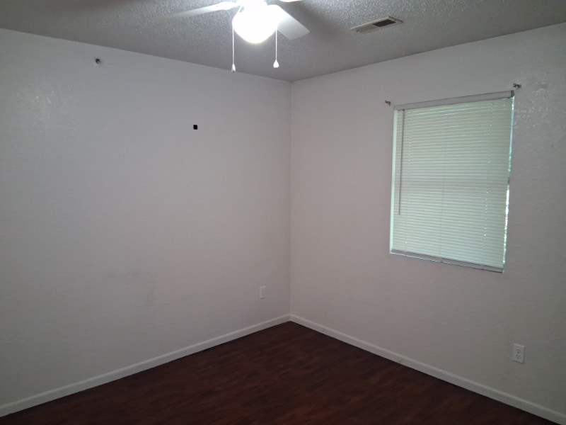 Building Photo - 1062 Mace Rd