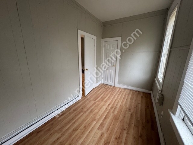 Building Photo - 2250 Chestnut St