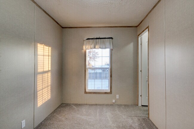 Building Photo - 269 Seays Rd