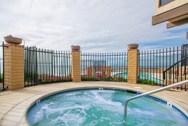 Building Photo - 190 Del Mar Shores Terrace