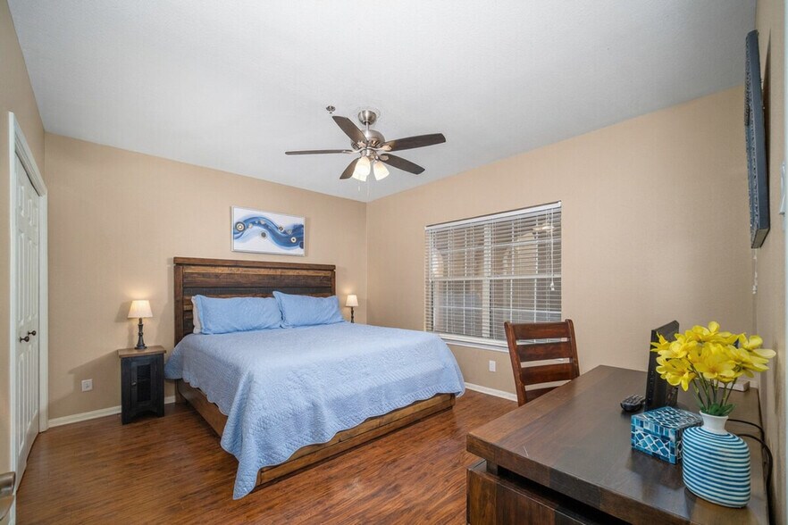 Building Photo - 3404 American Dr