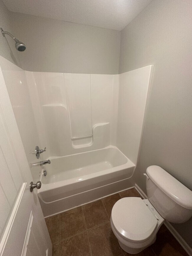 Building Photo - Great 3BR, 2.5BA home in Martinez!
