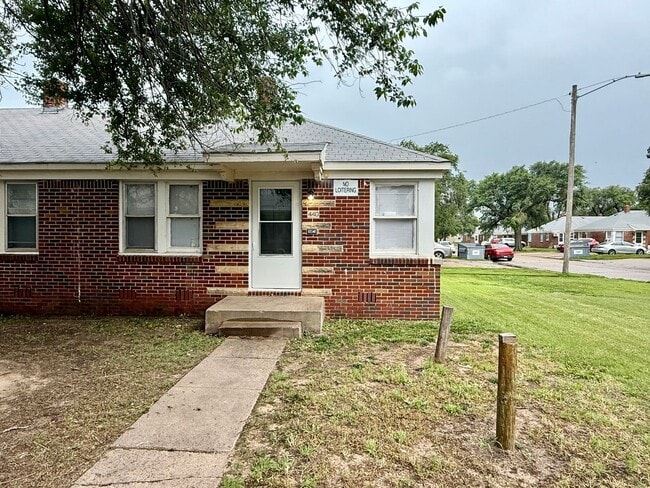 Building Photo - 440 N Indiana Ave