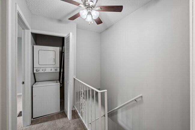 Building Photo - 13359 Zenith Ln