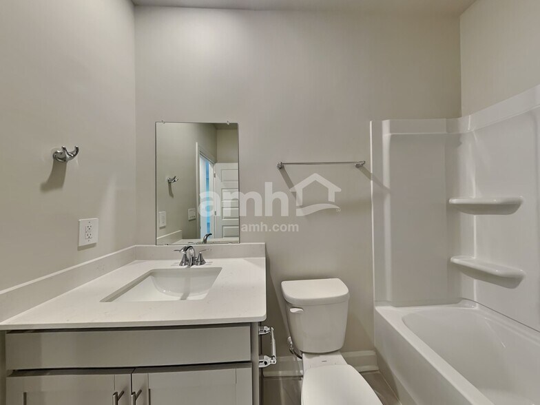 Building Photo - 542 Crowder Pl