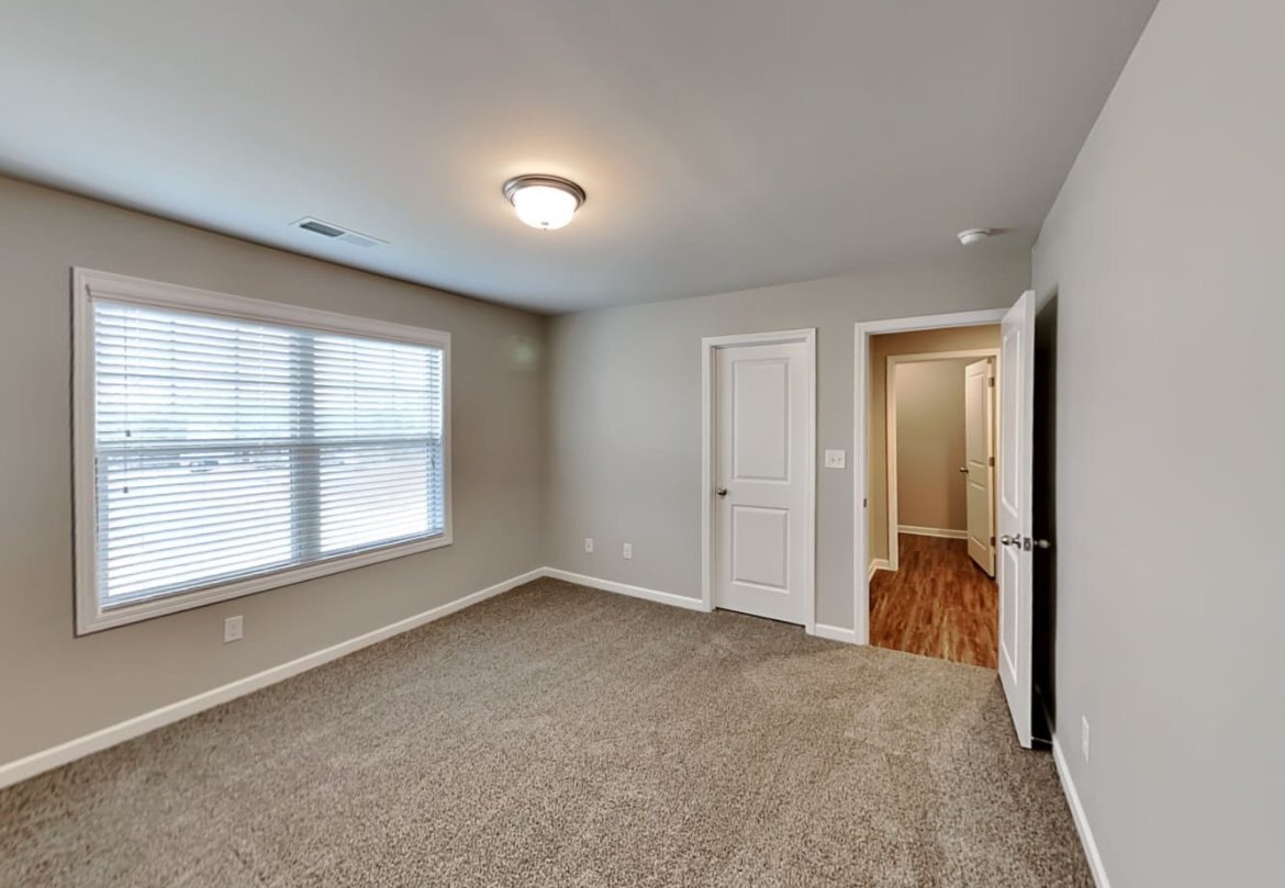 Building Photo - 243 Sage Dr
