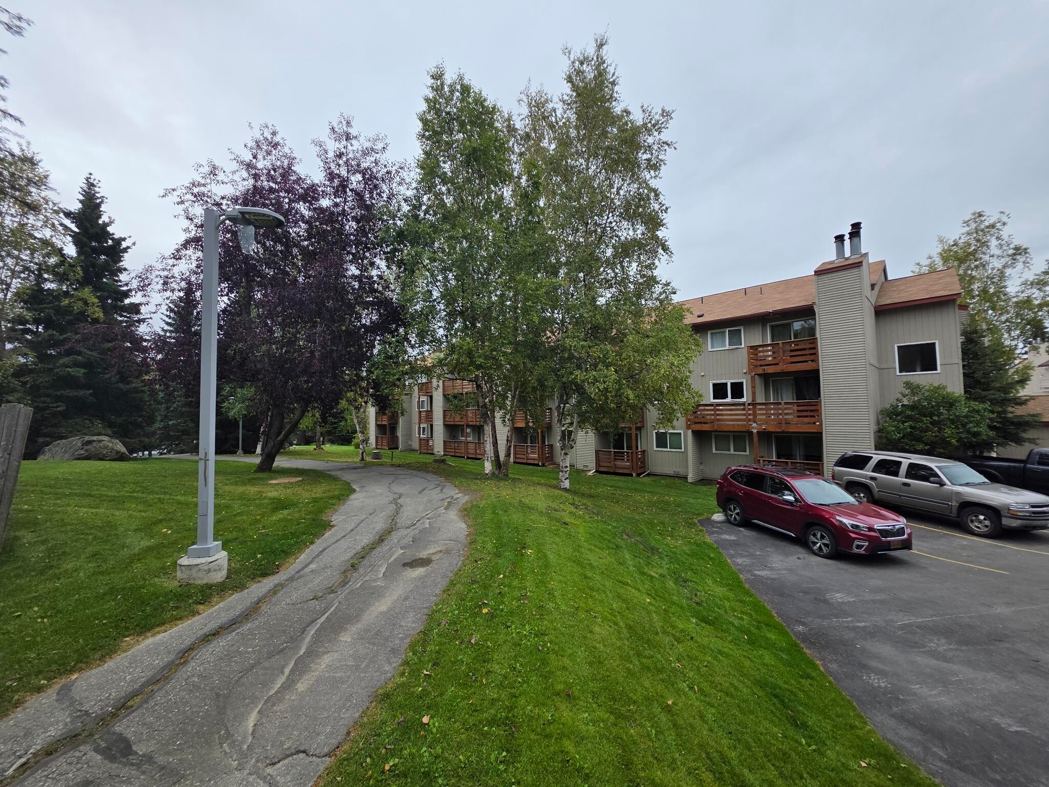 Building Photo - 9645 Independence Dr