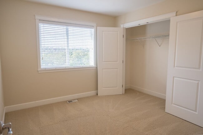 Building Photo - 4Bd/3.5Ba Seattle House
