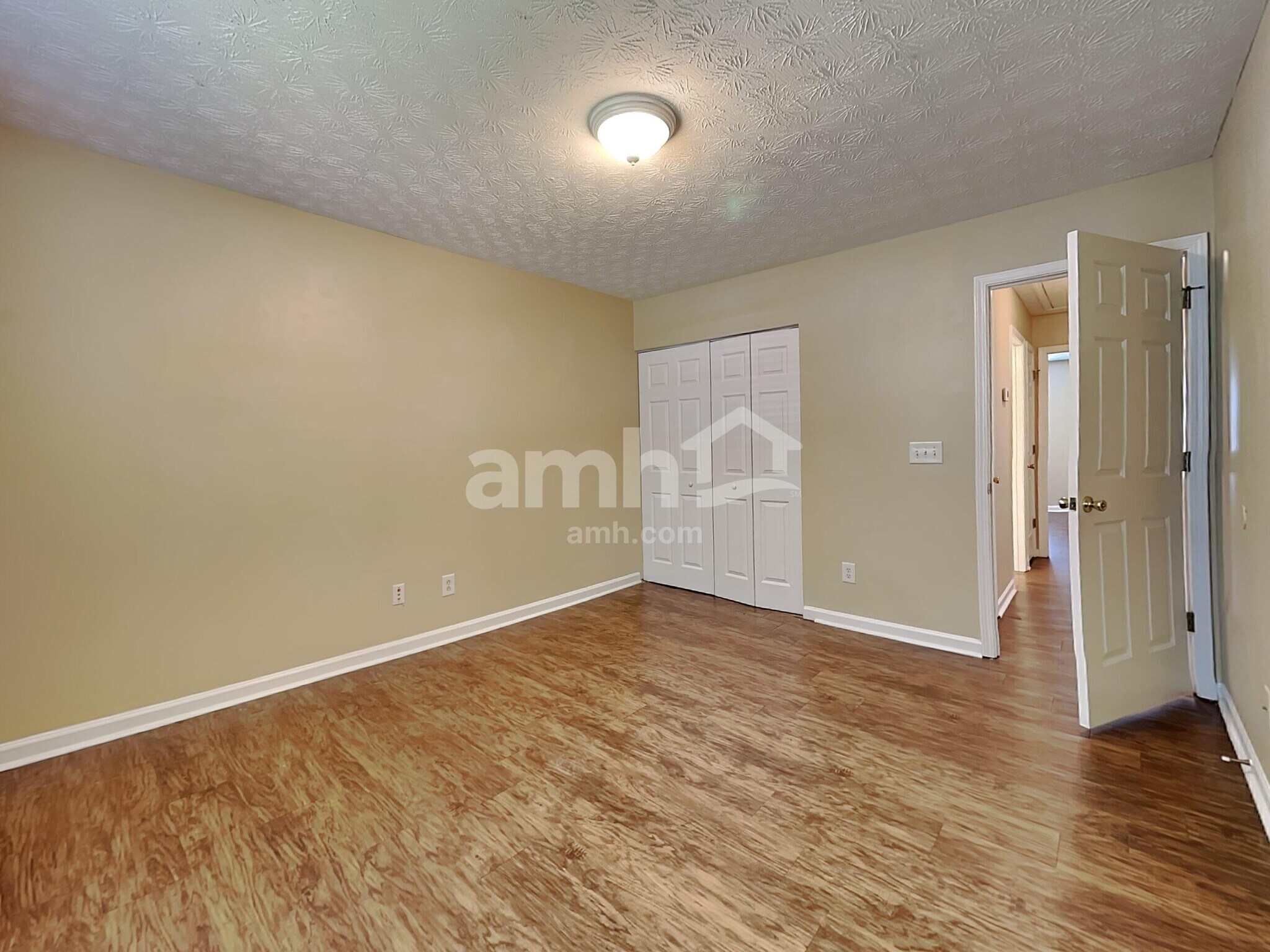 Building Photo - 3211 Deer Valley Dr NW