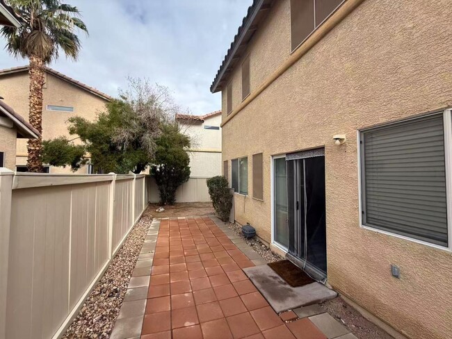 Building Photo - 1031 Monte De Oro Ave