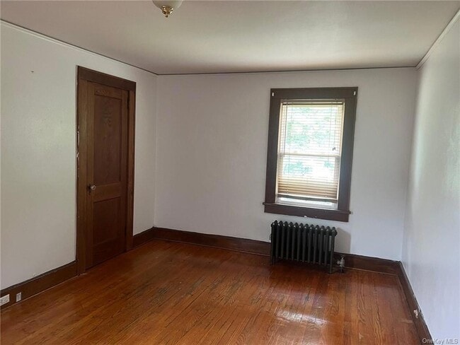 Building Photo - 123 Monhagen Ave