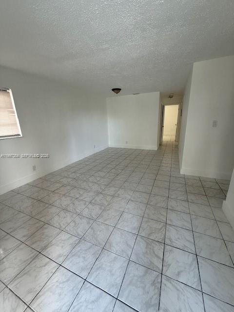 Building Photo - 2131 NW 26th Ave