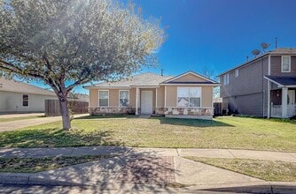 Building Photo - 14100 Briarcreek Loop