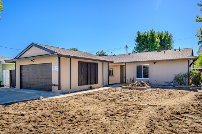 Building Photo - 22570 Los Tigres Dr