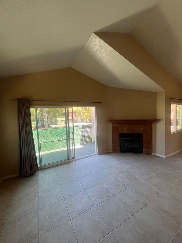 Building Photo - 11235 Avenida De Los Lobos