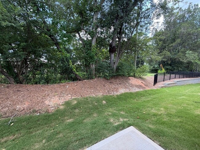 Building Photo - Stunning New Construction 3BD, 2.5BA End U...