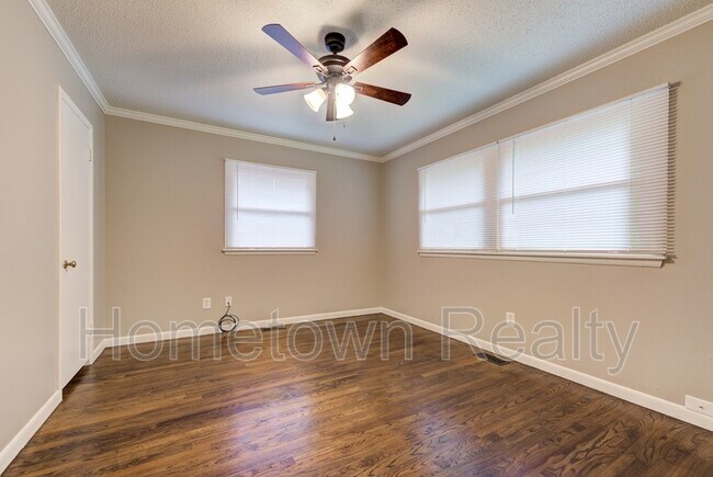 Building Photo - 2622 NW 42nd St