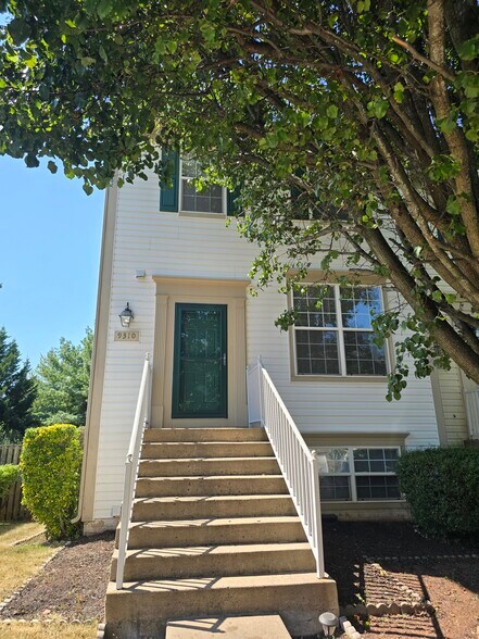 Property Picture 3 - 9310 China Grove Ct