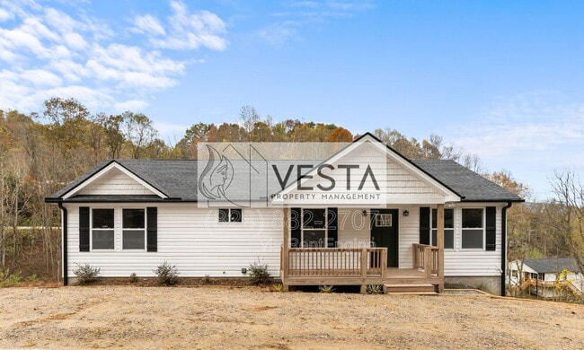 Building Photo - 16 Meadows Town Rd