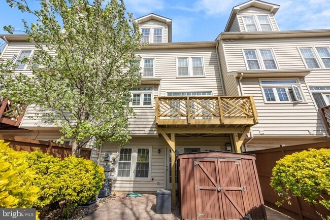 Building Photo - 5274 Pocosin Ln