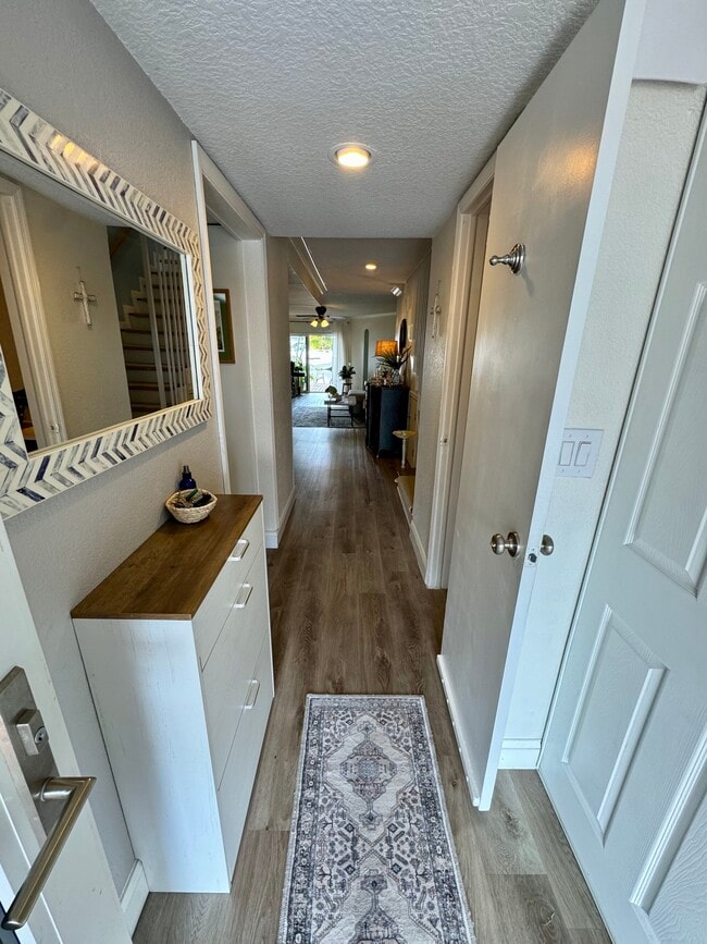 Building Photo - 1861 SE 4th St