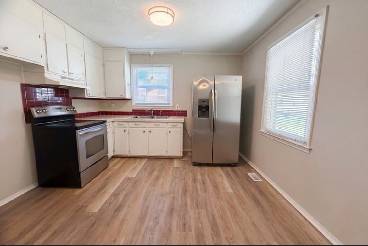 Building Photo - 4402 Ginger Dr