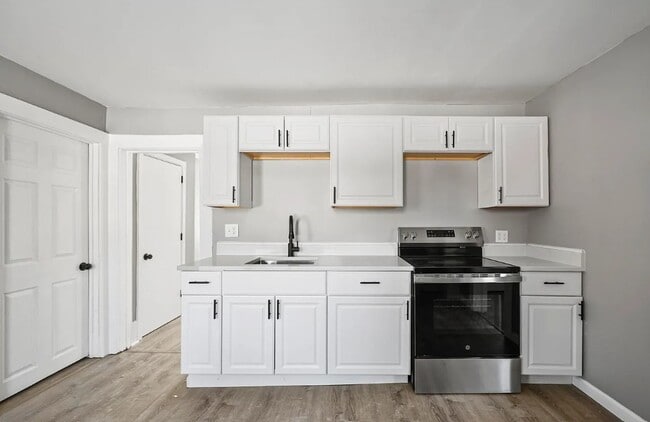 Building Photo - 1-2 Monteleone Place