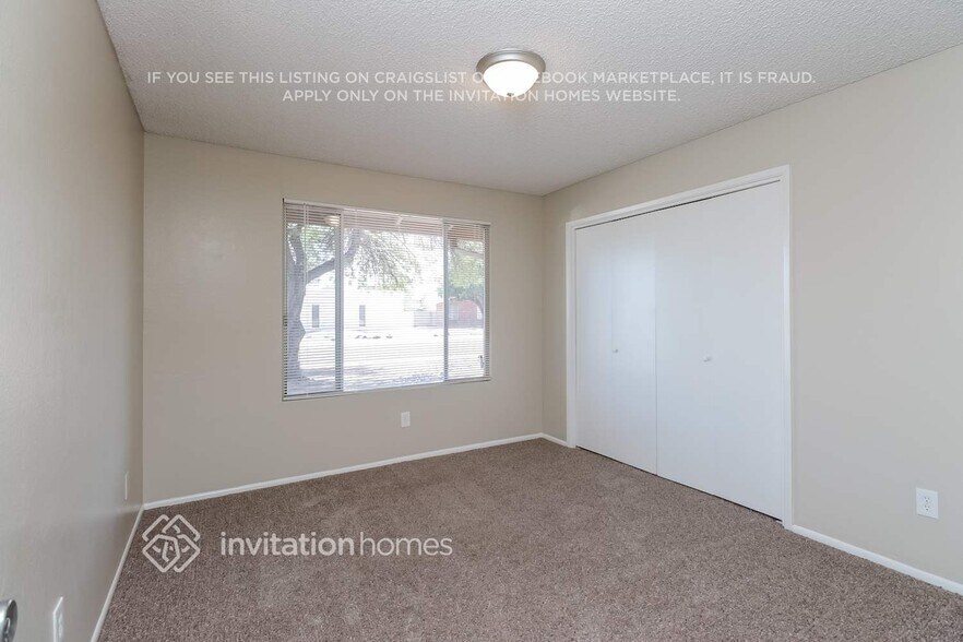Building Photo - 12042 N 28th Pl