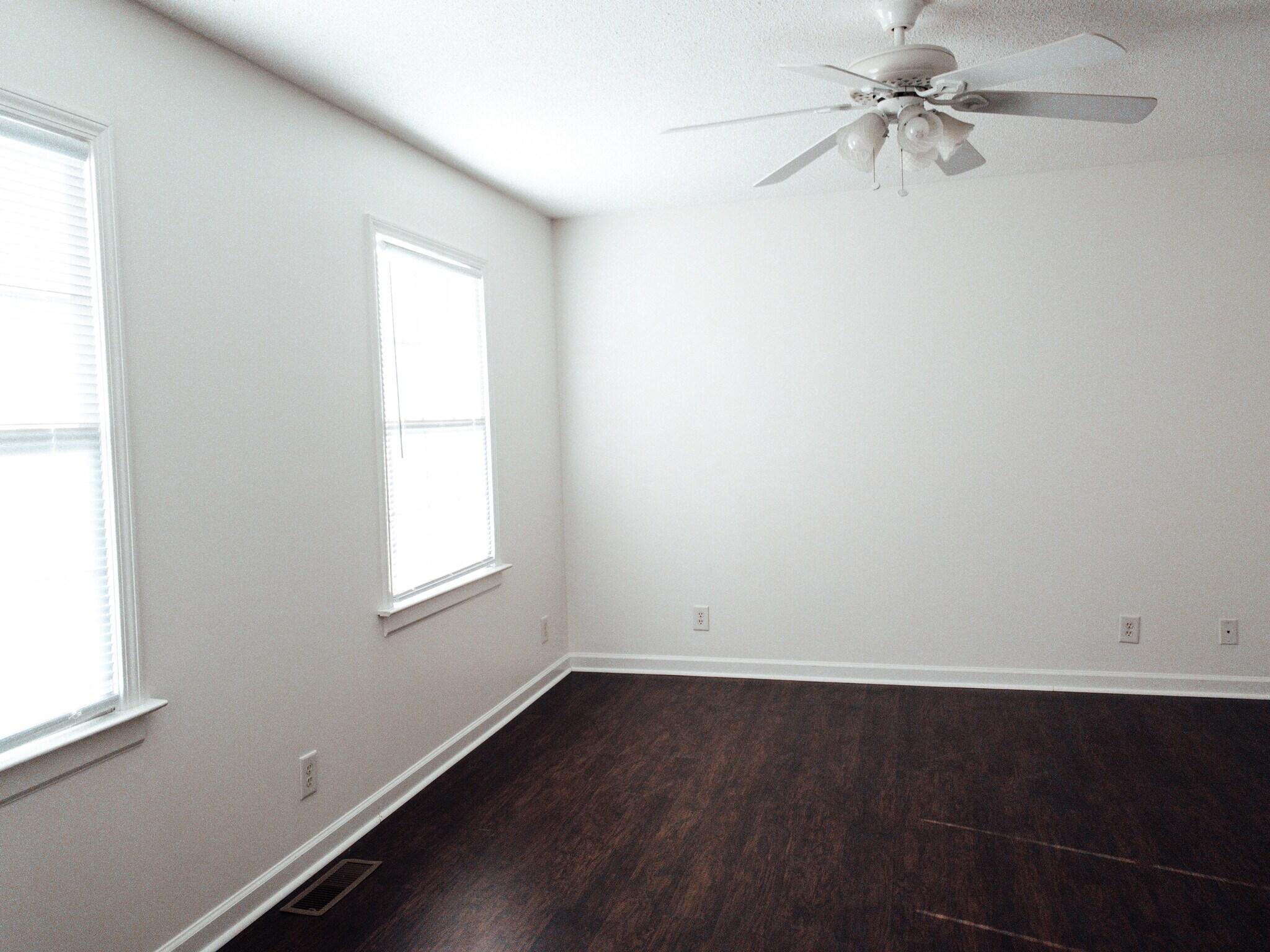 Building Photo - 152 Gray Station Rd