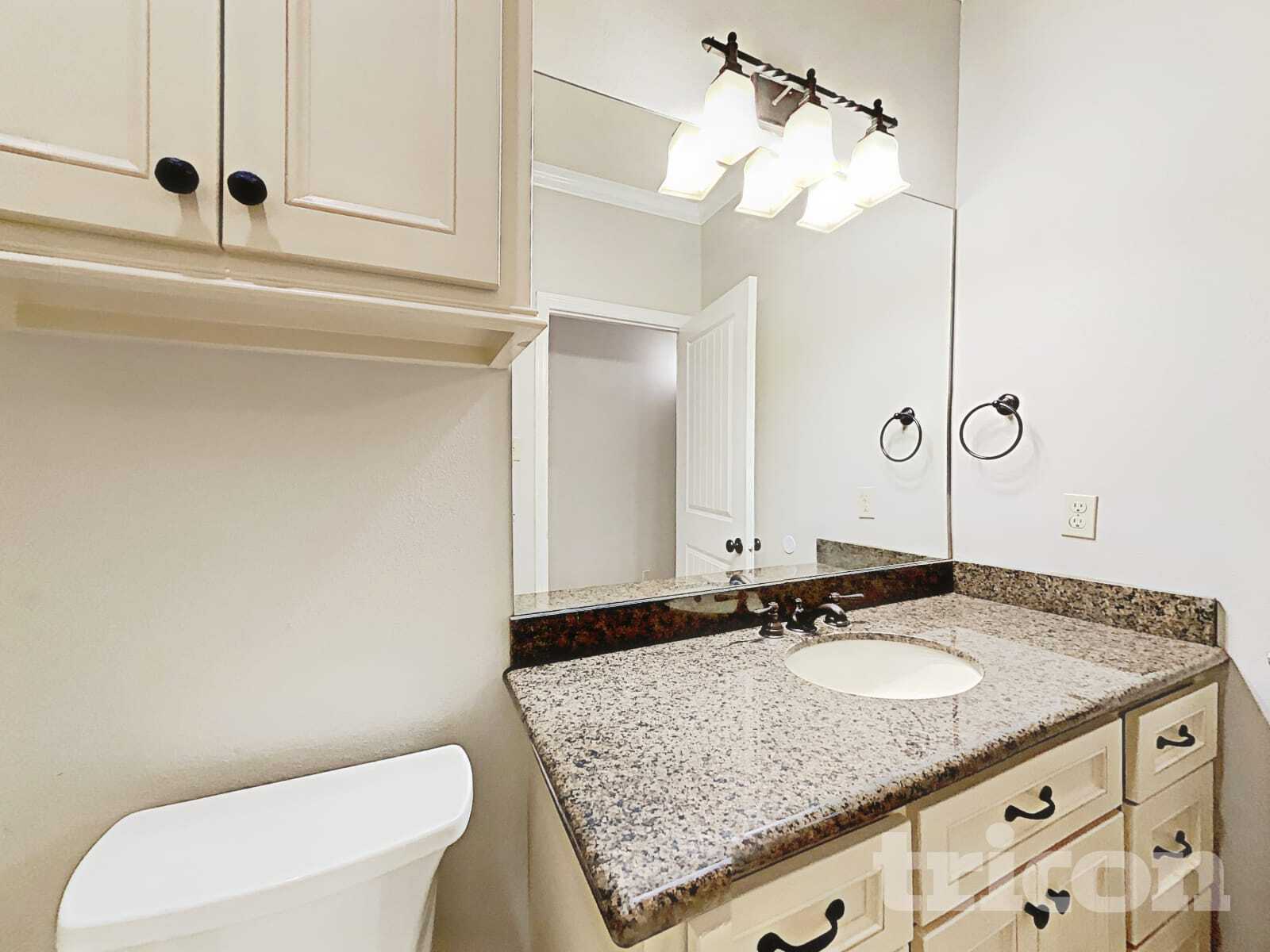 Building Photo - 103 Lullaby Ln