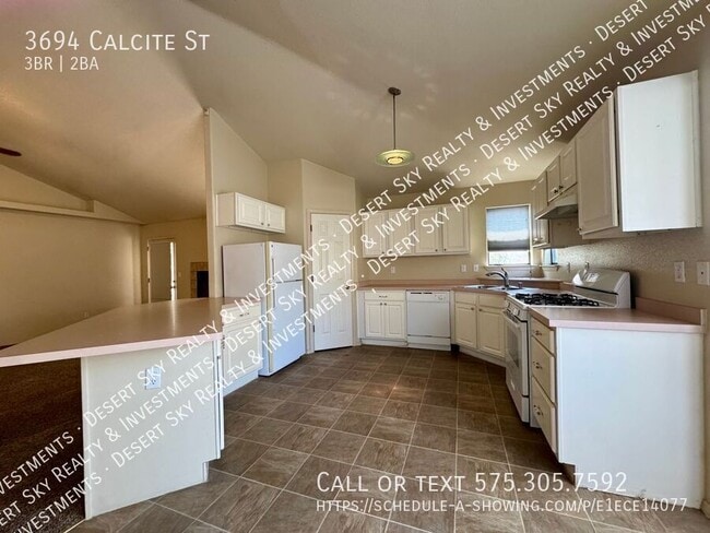 Building Photo - 3694 Calcite St