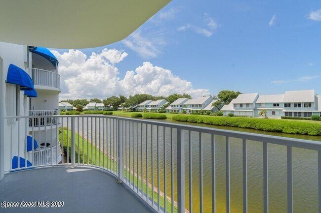 Building Photo - 6124 S River Run Dr