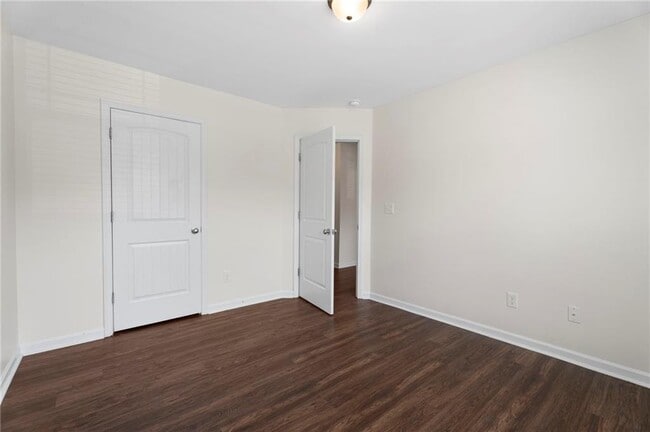 Building Photo - 1240 Faye Ct