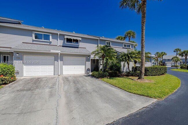 Building Photo - 4949 N Hwy A1A