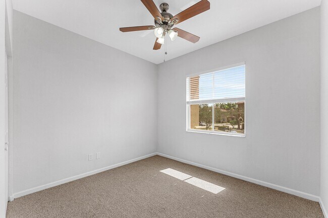 Building Photo - 6515 Diamond Springs Terrace